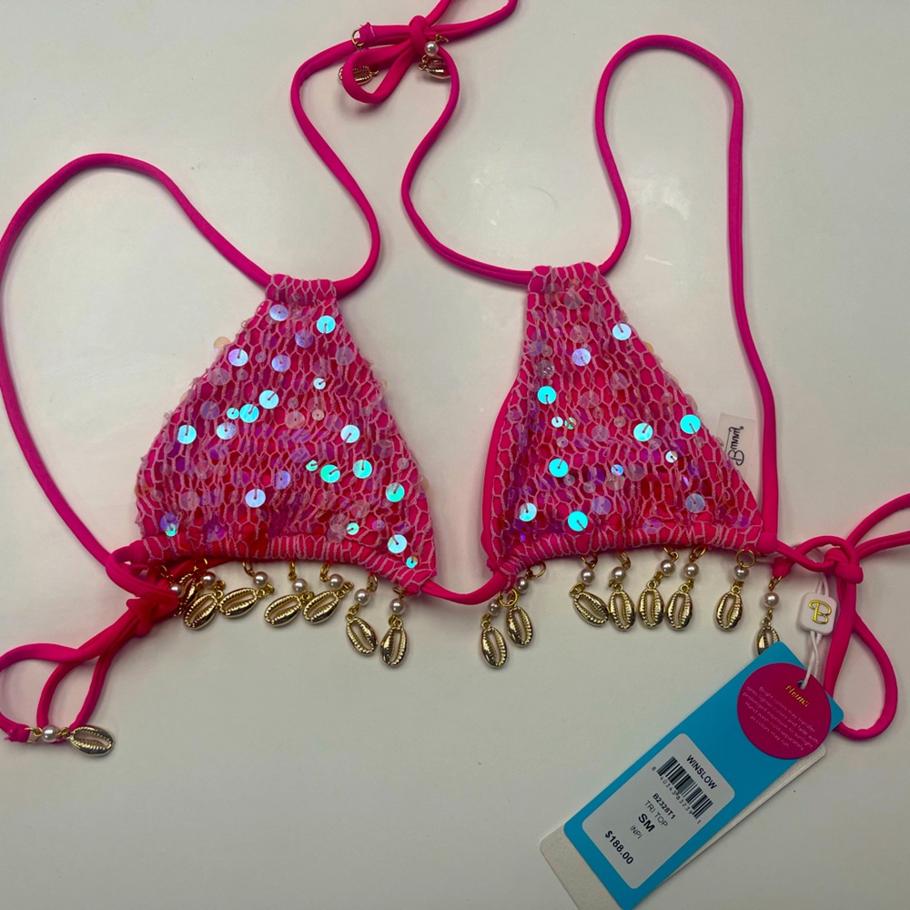 Beach bunny 🐰 bikini 👙